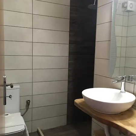 Konakari Garden 펜션