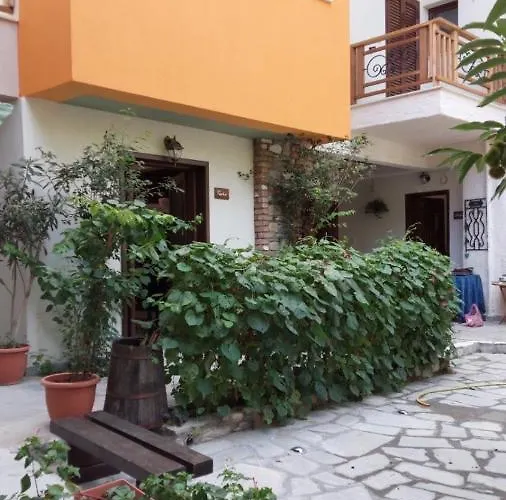 Dom wakacyjny Konakari Garden